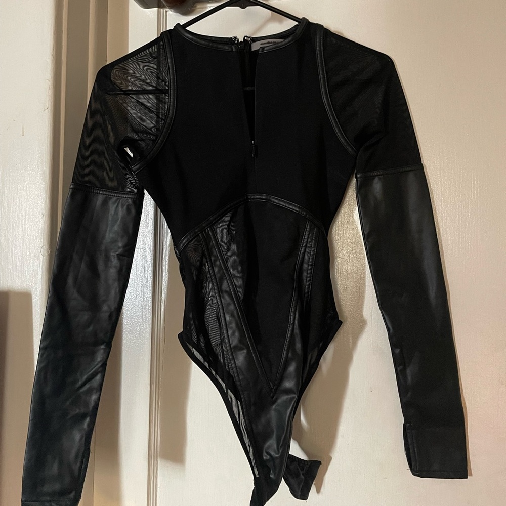Maniere De Voir black bodysuit mesh size UK4/US0 minimal wear